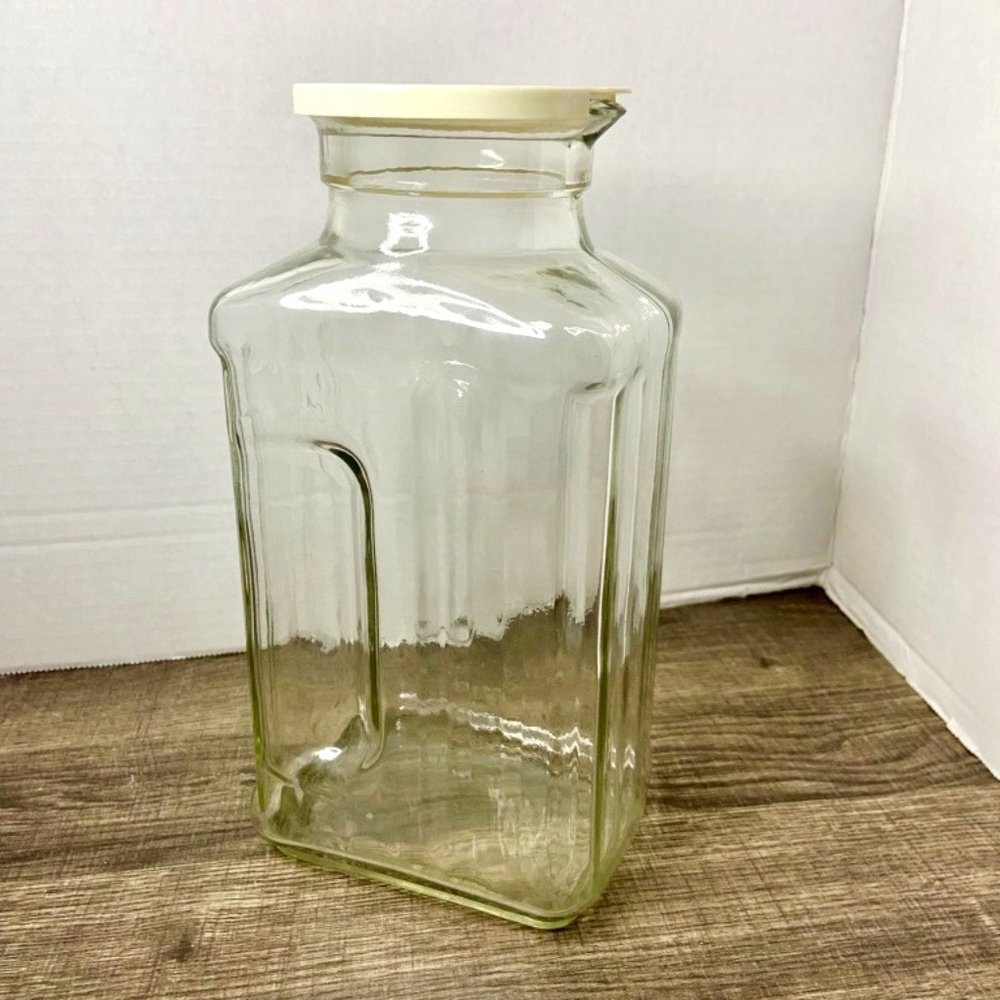 Vintage Juice or Water Half Gallon  Pitcher